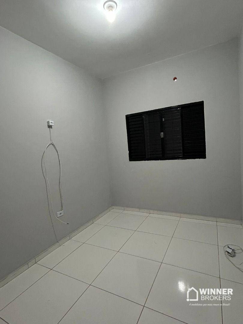 Casa à venda com 2 quartos, 70m² - Foto 10