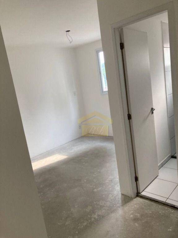 Apartamento à venda com 2 quartos, 59m² - Foto 17