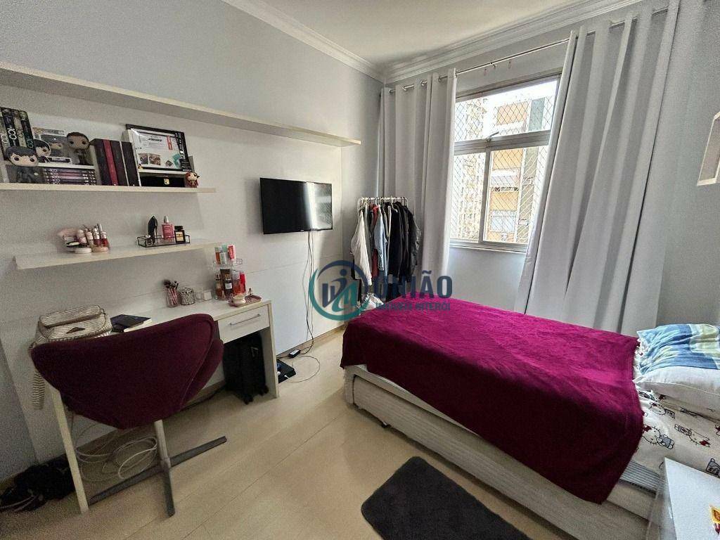 Apartamento à venda com 3 quartos, 204m² - Foto 10