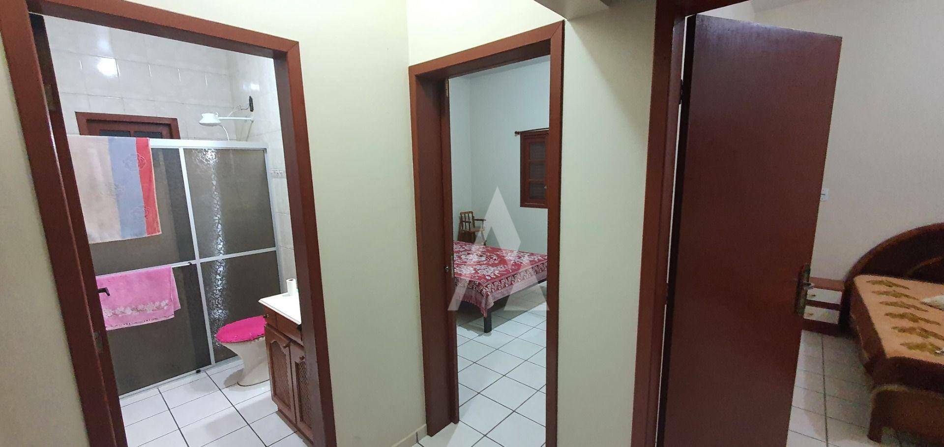 Casa à venda com 5 quartos, 340m² - Foto 18