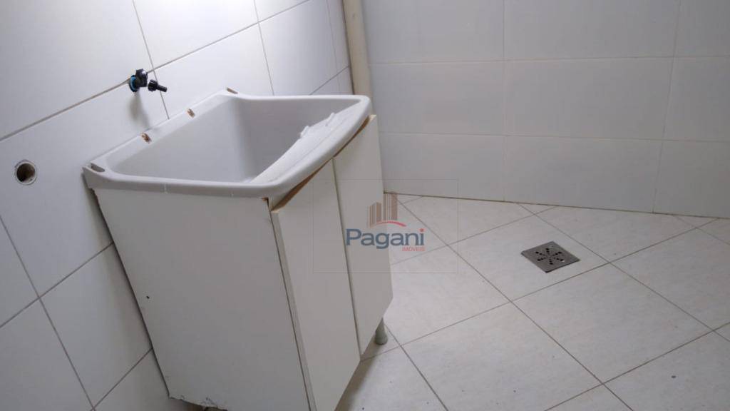 Casa à venda com 2 quartos, 60M2 - Foto 6