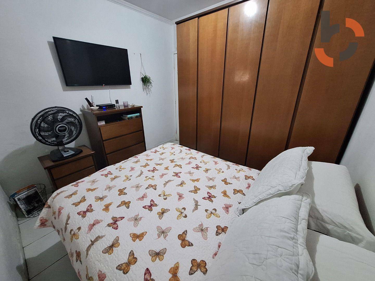 Casa à venda com 3 quartos, 197m² - Foto 14