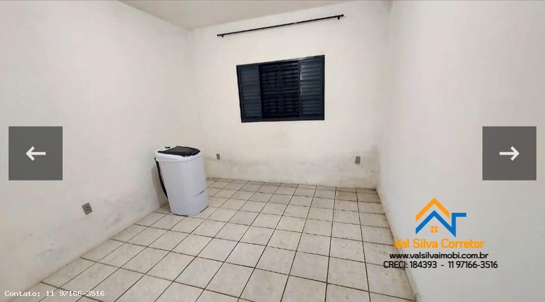 Casa à venda com 2 quartos, 150m² - Foto 4