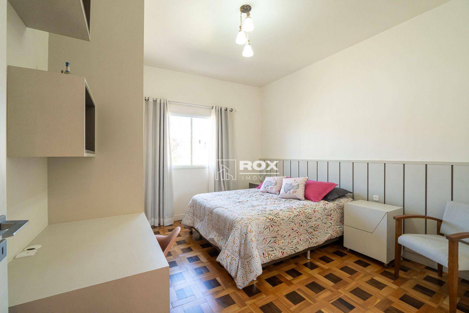 Casa à venda com 3 quartos, 190m² - Foto 16