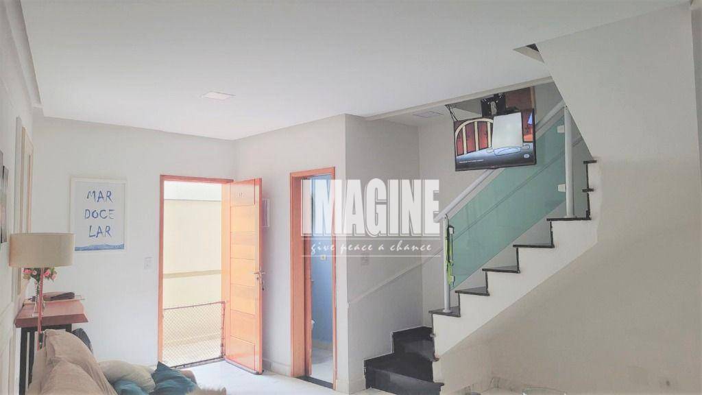 Sobrado à venda com 3 quartos, 160m² - Foto 1