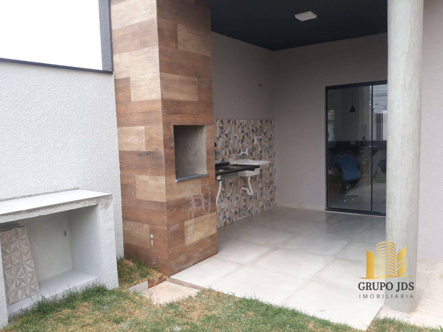 Casa à venda com 2 quartos, 60m² - Foto 14