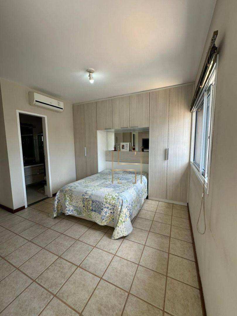 Casa à venda com 3 quartos, 1M2 - Foto 2