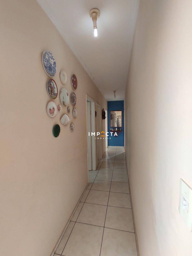 Casa à venda com 3 quartos, 200m² - Foto 6