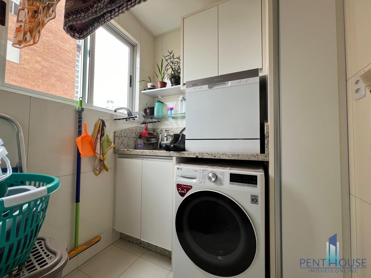 Apartamento à venda com 3 quartos, 134m² - Foto 17