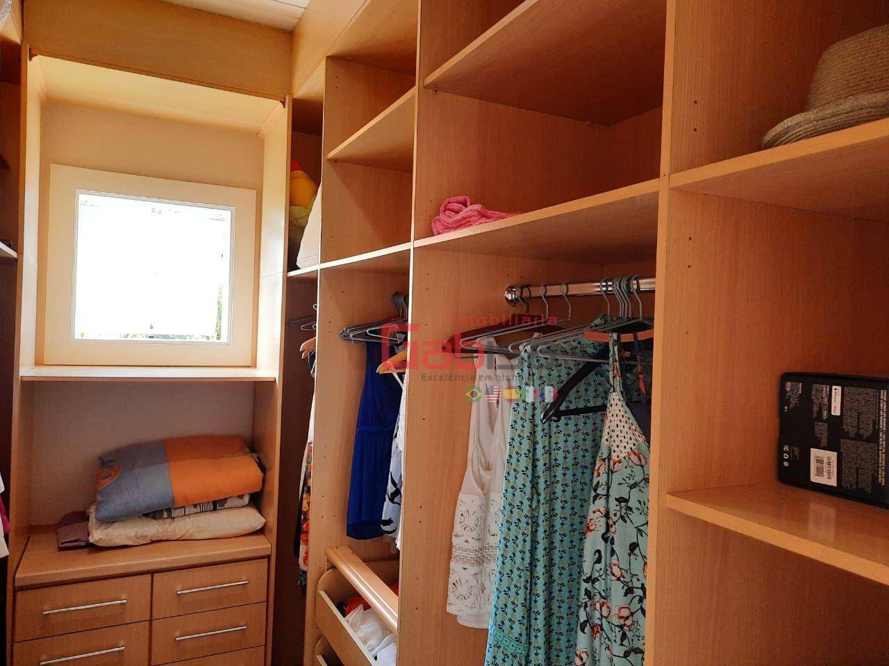 Casa de Condomínio à venda com 5 quartos, 250m² - Foto 47
