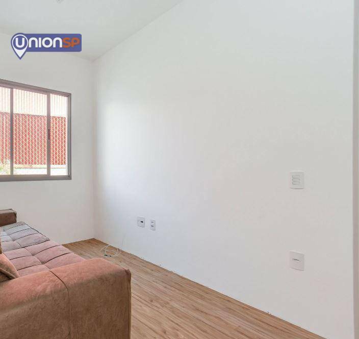 Apartamento à venda com 2 quartos, 55m² - Foto 2