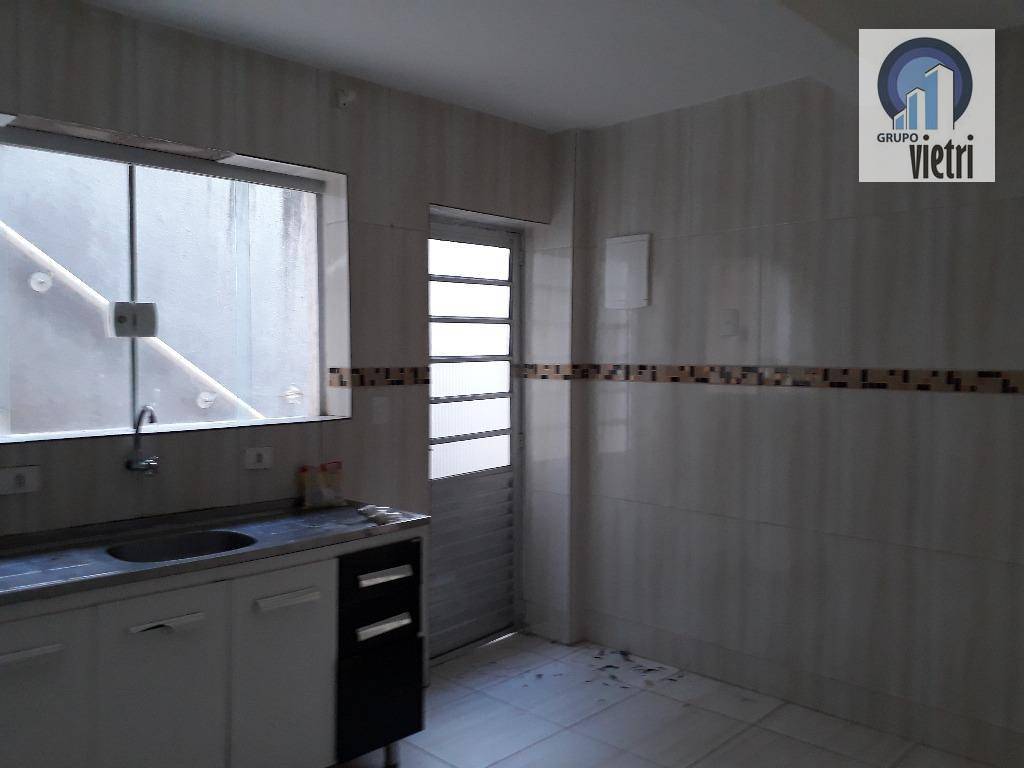 Sobrado à venda com 2 quartos, 180m² - Foto 25