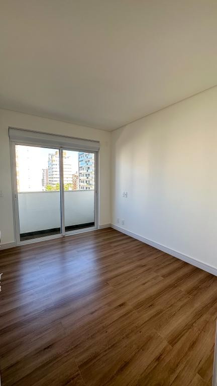 Apartamento à venda com 3 quartos, 120m² - Foto 10