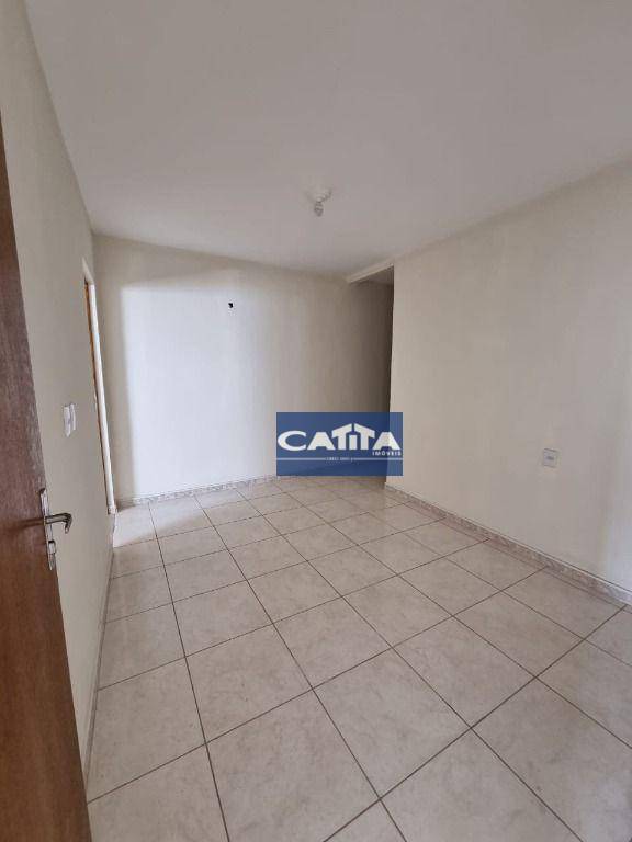 Casa para alugar com 1 quarto, 35m² - Foto 2