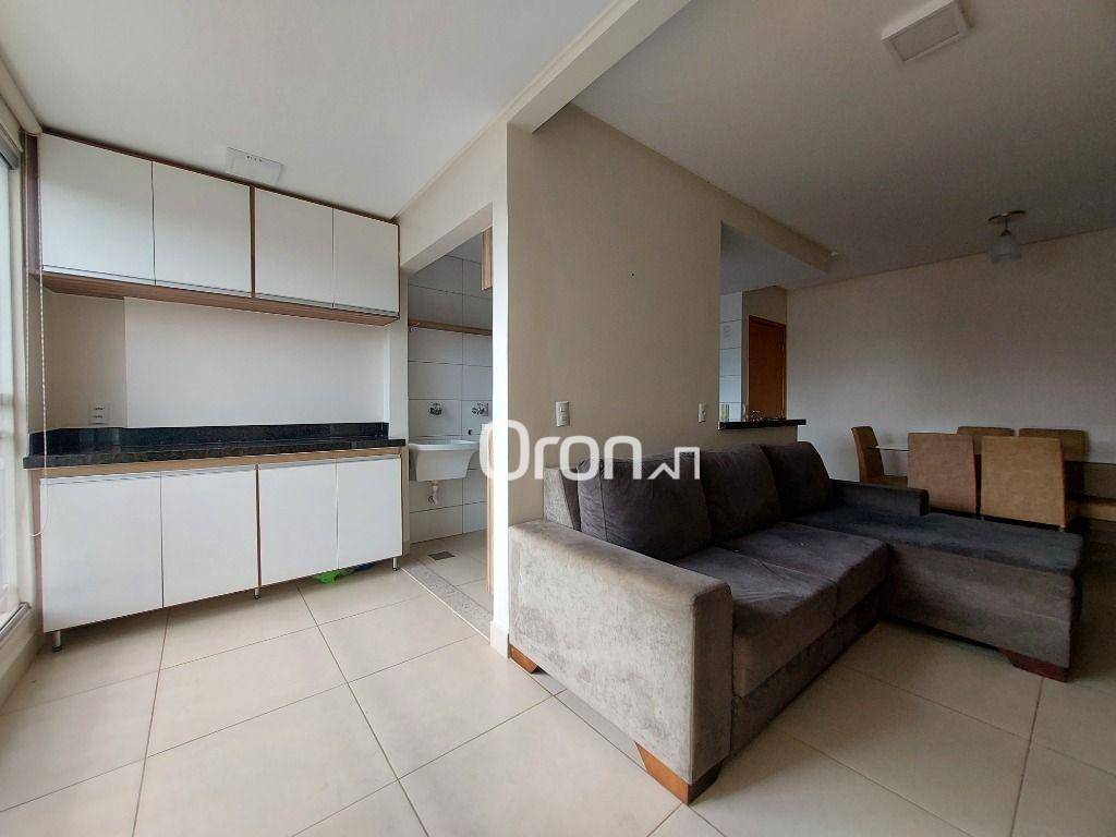 Apartamento à venda com 2 quartos, 67m² - Foto 4