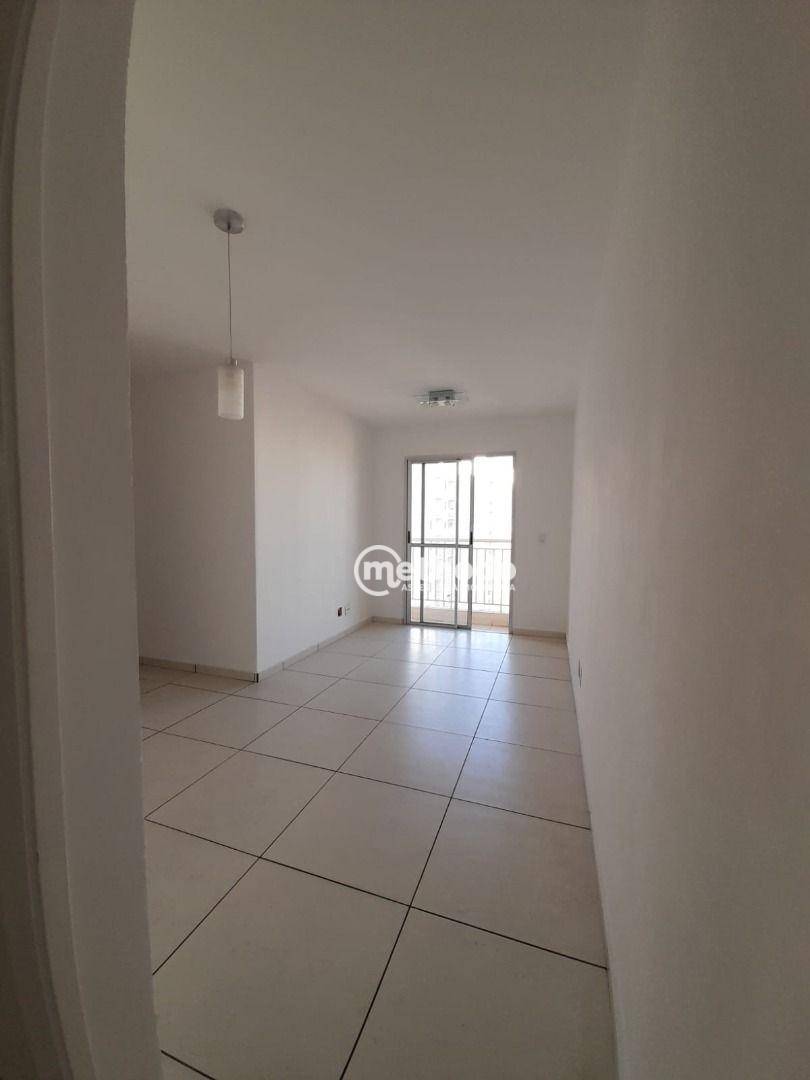 Apartamento para alugar com 2 quartos, 64m² - Foto 2