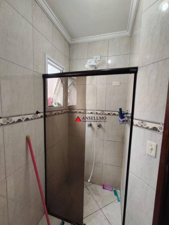 Sobrado à venda e aluguel com 4 quartos, 300m² - Foto 29