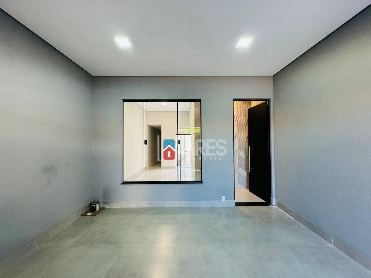 Casa à venda com 3 quartos, 106m² - Foto 2