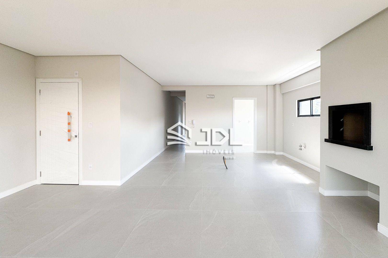 Apartamento à venda com 3 quartos, 110m² - Foto 5