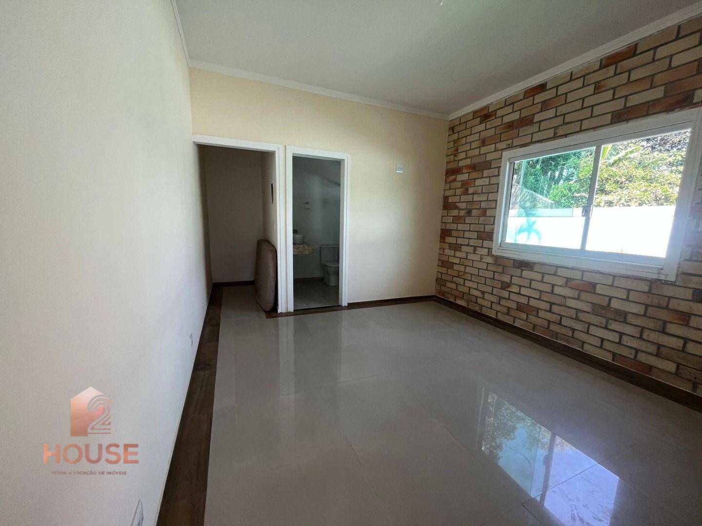 Casa de Condomínio para alugar com 3 quartos, 230m² - Foto 7