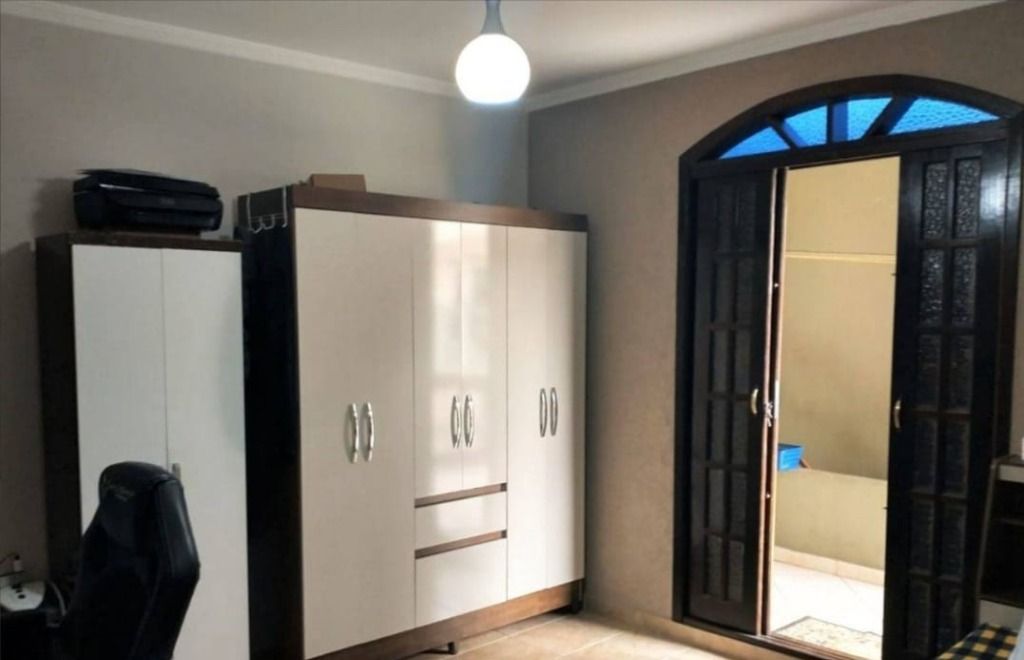 Sobrado à venda com 3 quartos, 206m² - Foto 7