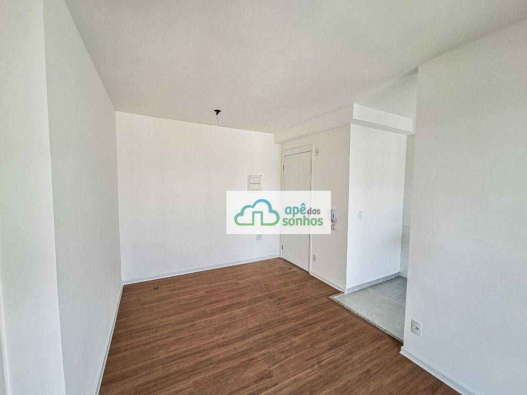 Apartamento à venda com 2 quartos, 44m² - Foto 6