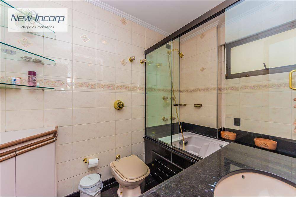 Apartamento à venda com 5 quartos, 218m² - Foto 24