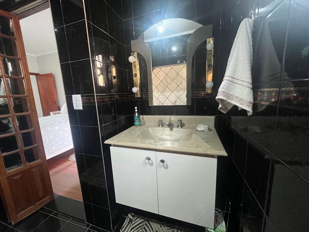 Sobrado à venda com 4 quartos, 301m² - Foto 33