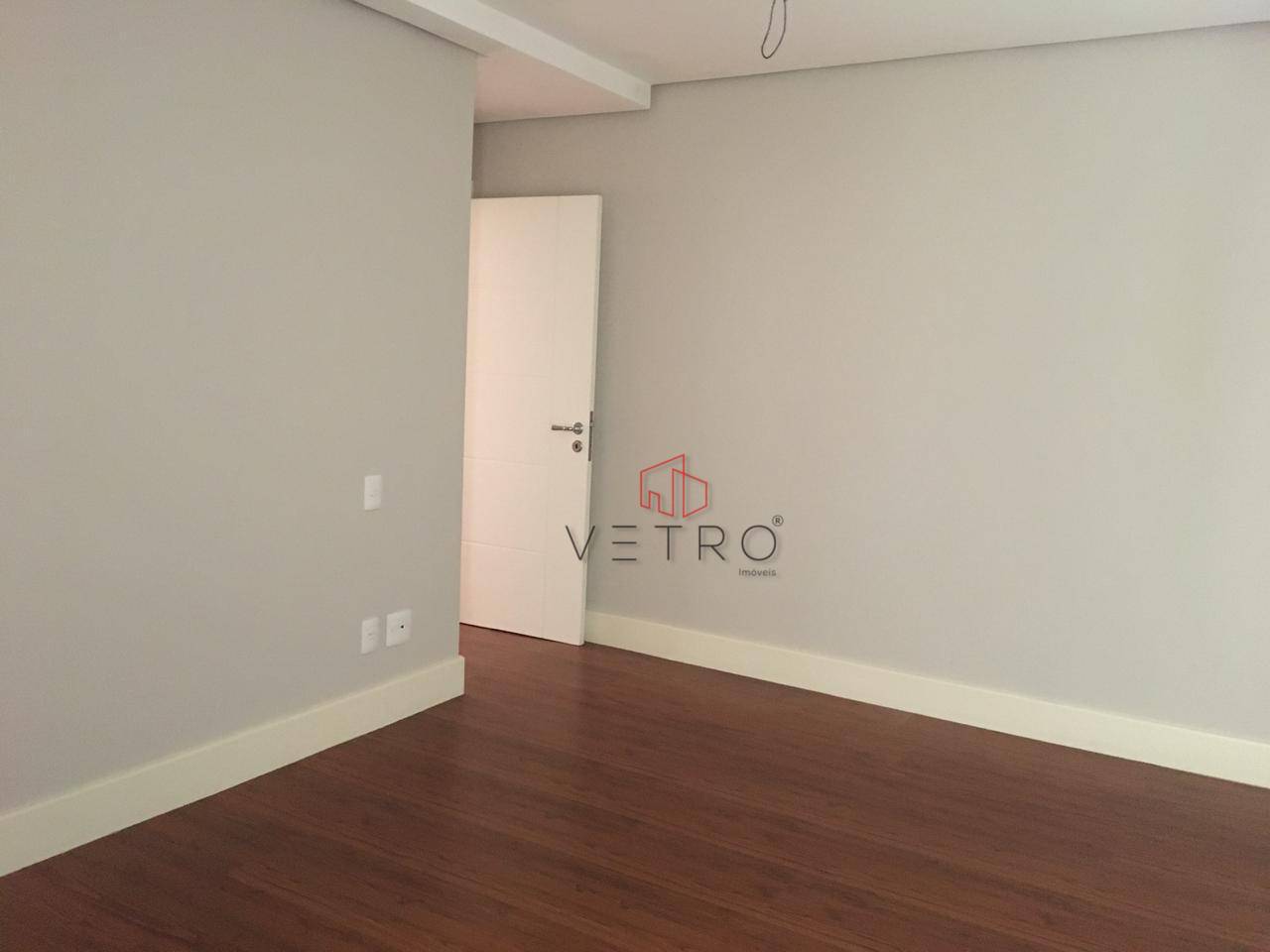 Apartamento à venda com 3 quartos, 222m² - Foto 10