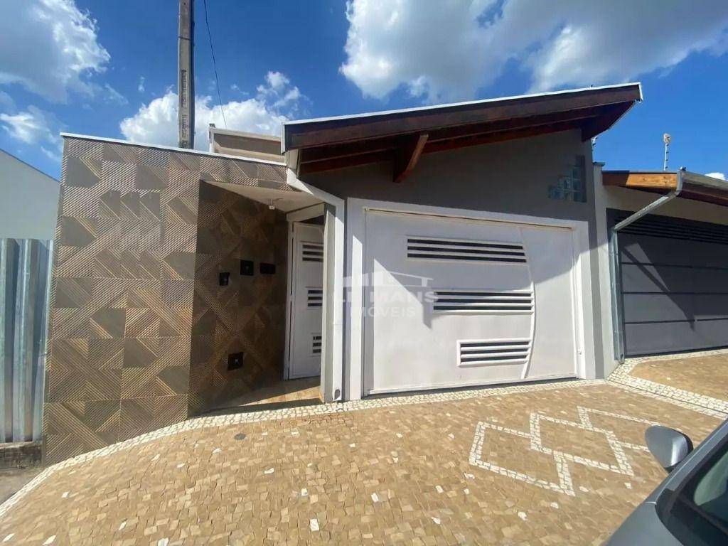 Casa à venda com 3 quartos, 200m² - Foto 2