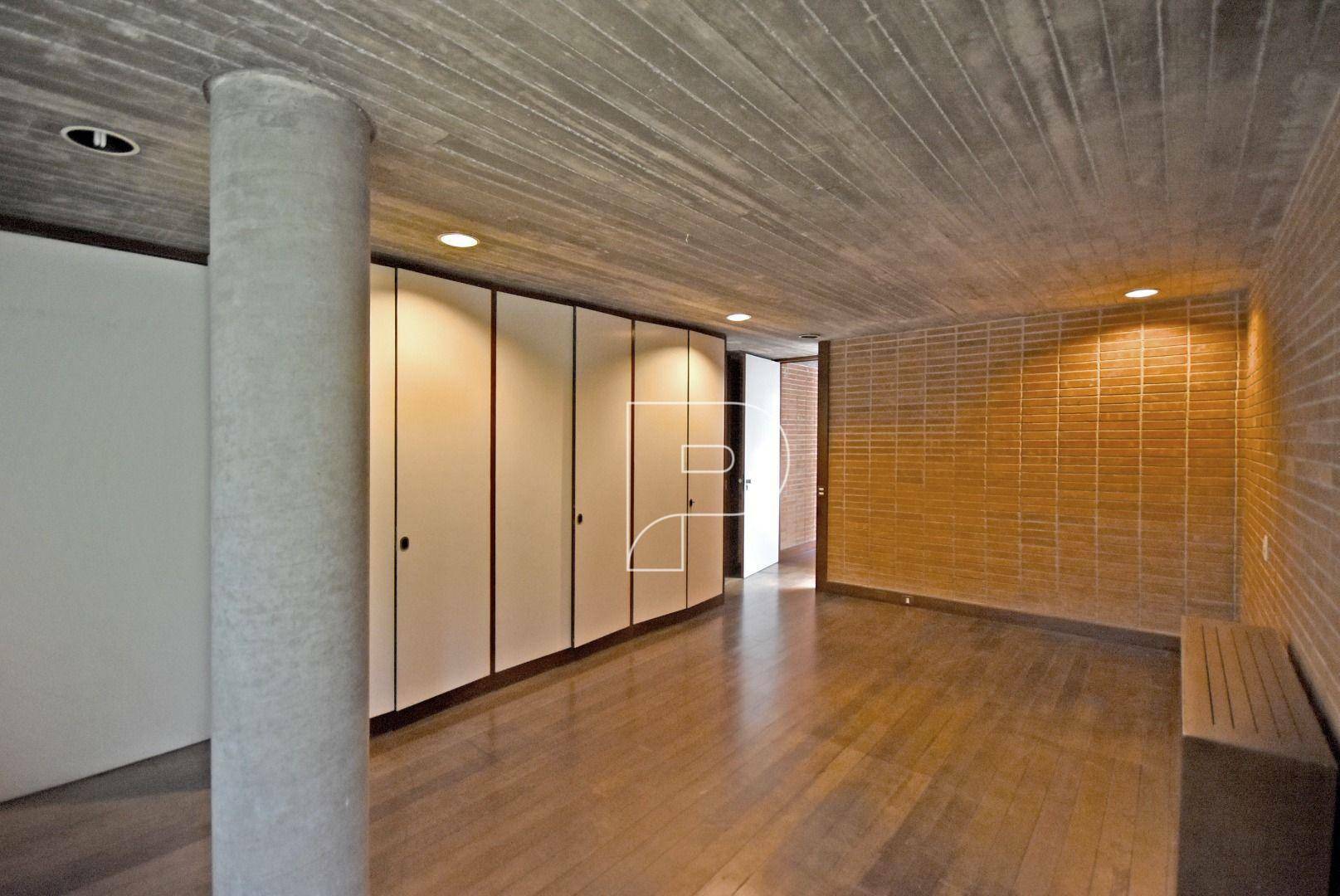 Casa à venda com 5 quartos, 976m² - Foto 11