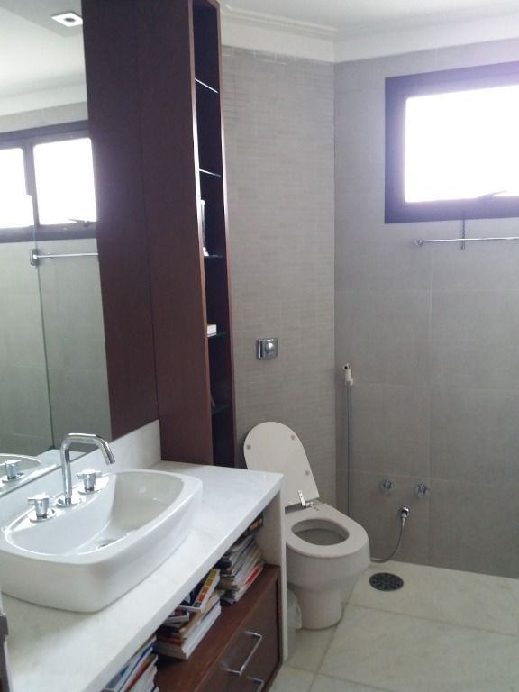 Apartamento à venda com 4 quartos, 193m² - Foto 35