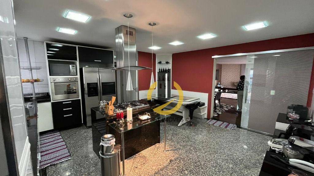 Apartamento à venda com 4 quartos, 208m² - Foto 14