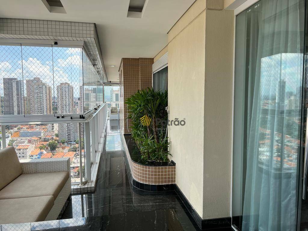 Apartamento à venda com 3 quartos, 227m² - Foto 8