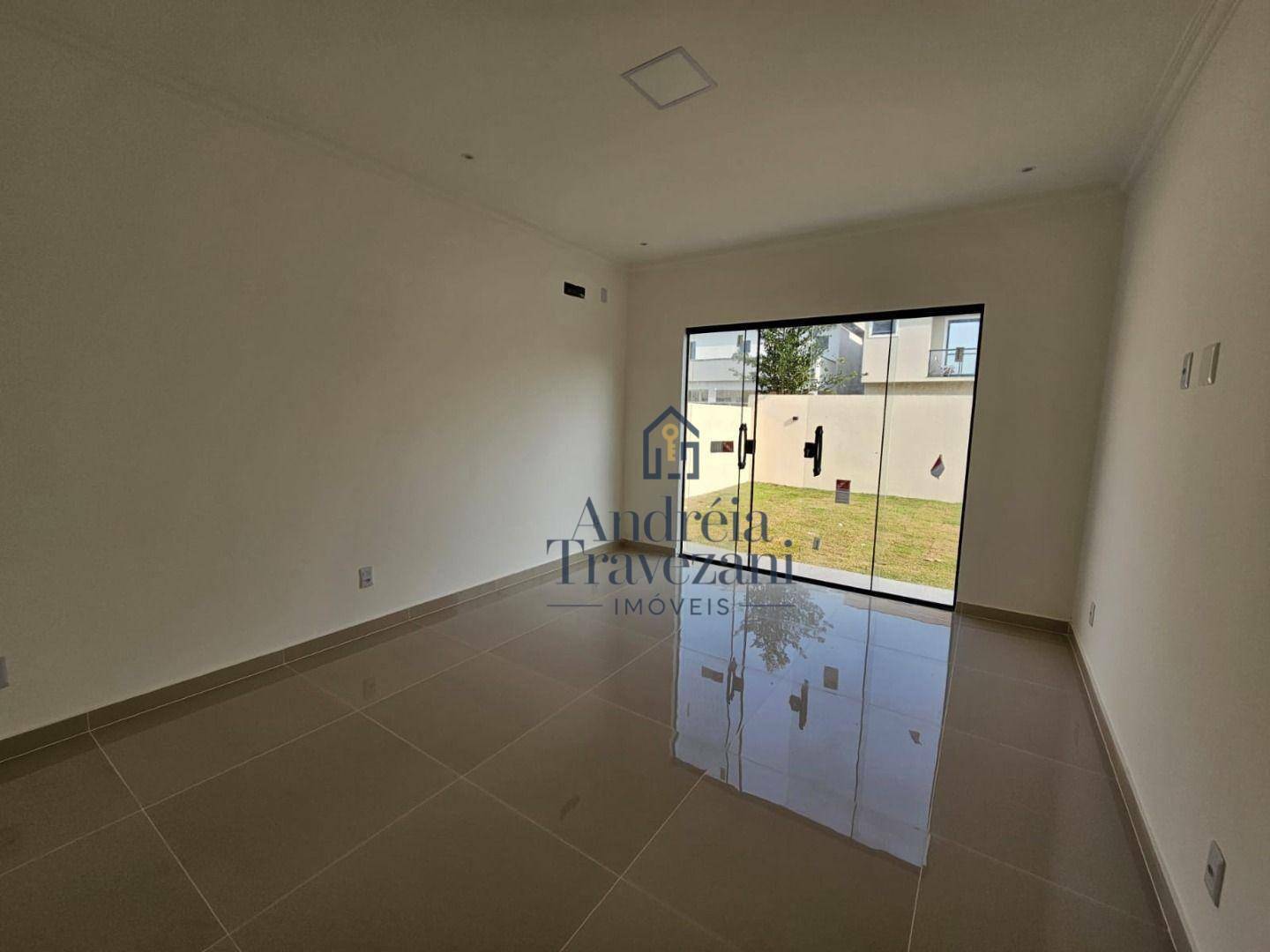 Casa à venda com 3 quartos, 115m² - Foto 8