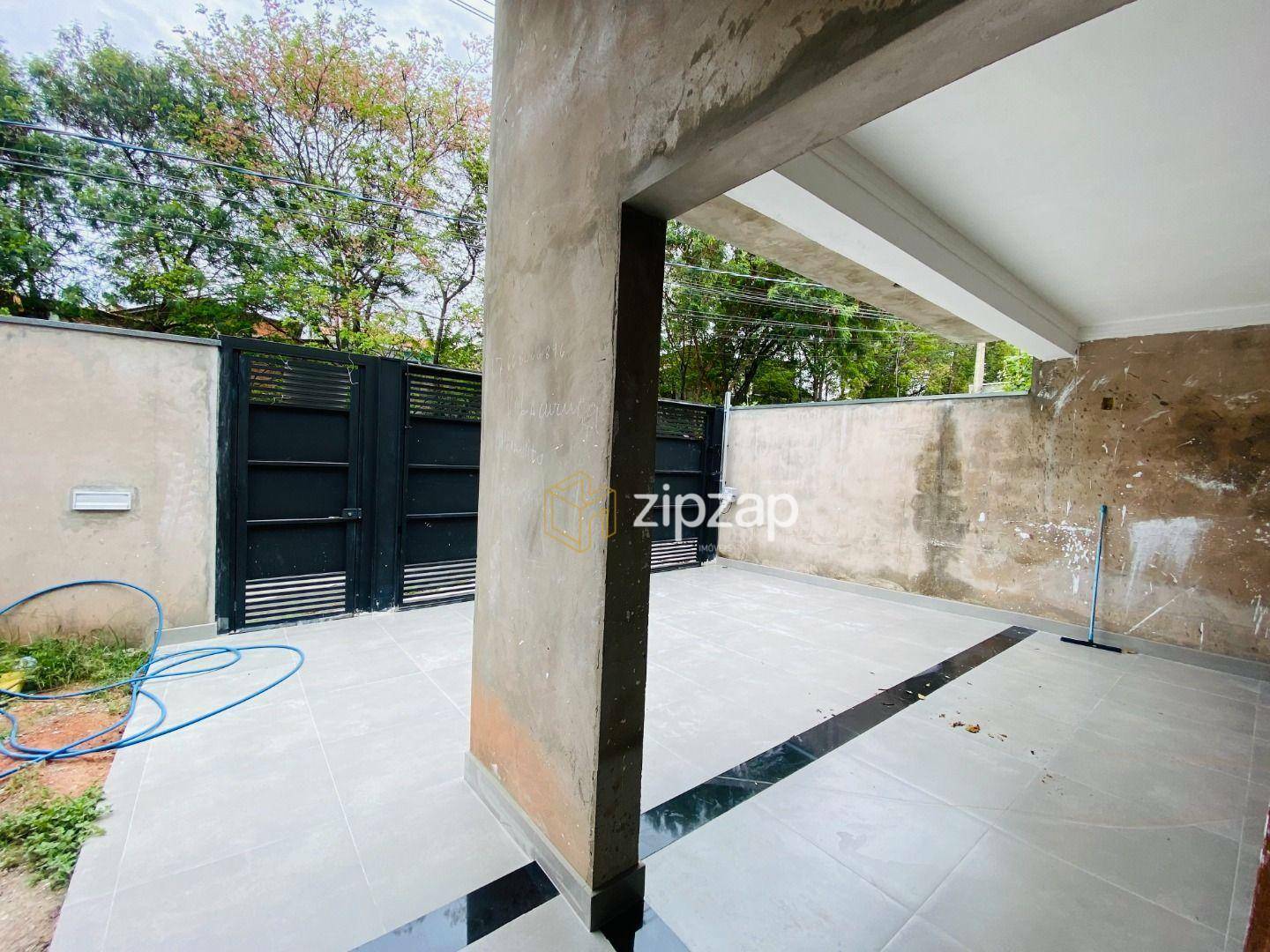 Casa à venda com 3 quartos, 158m² - Foto 3