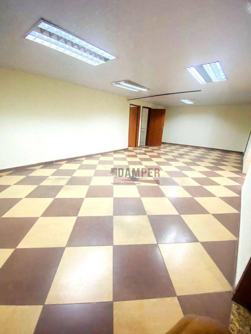 Depósito-Galpão-Armazém à venda, 715m² - Foto 1