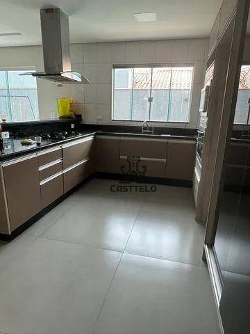 Sobrado à venda com 3 quartos, 180m² - Foto 2