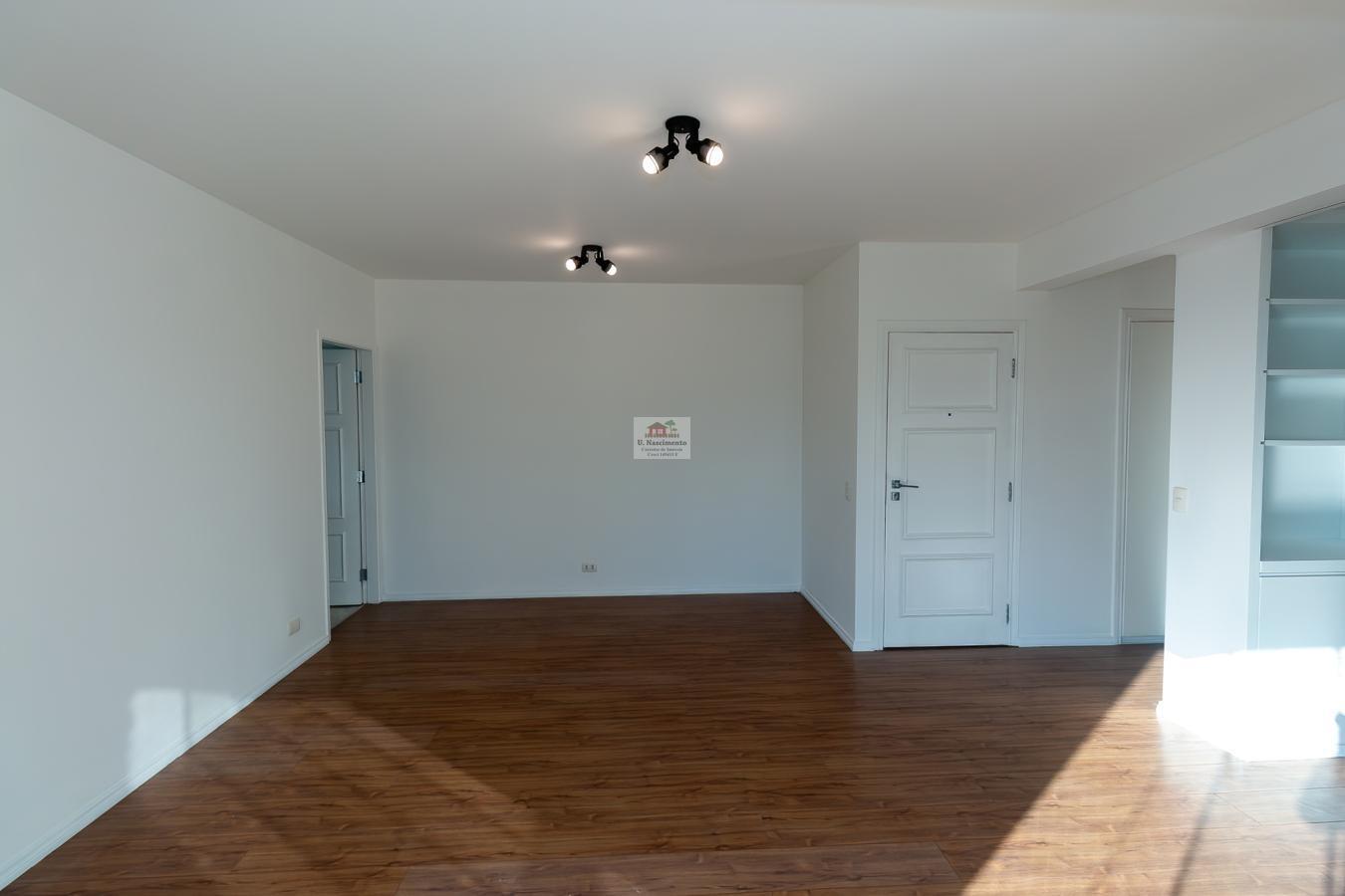 Apartamento para alugar com 2 quartos, 110m² - Foto 13