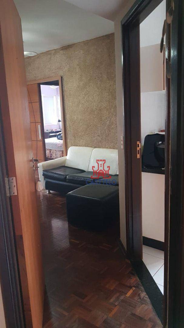 Apartamento à venda com 3 quartos, 107m² - Foto 10