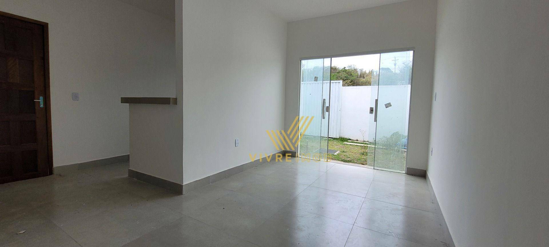 Casa à venda com 2 quartos, 60m² - Foto 6