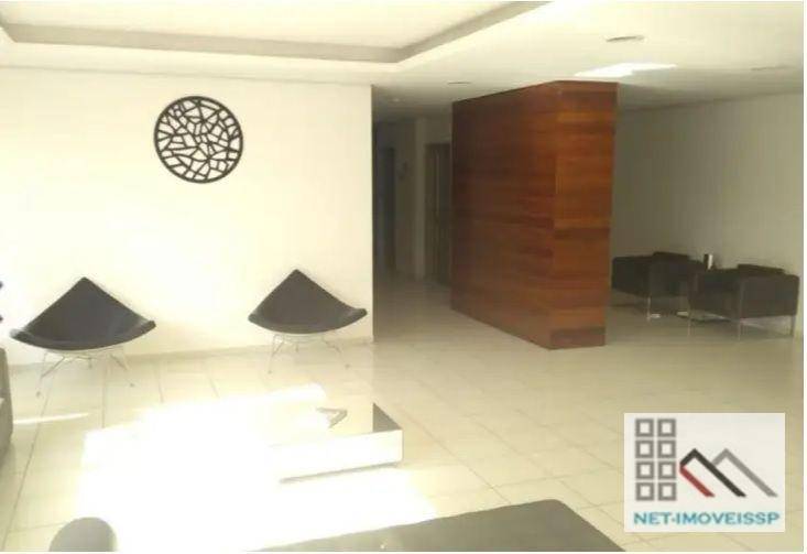 Apartamento à venda com 2 quartos, 67m² - Foto 3