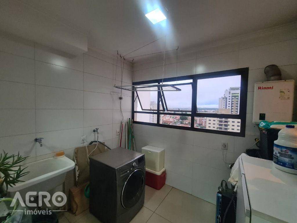 Apartamento à venda com 3 quartos, 140m² - Foto 27