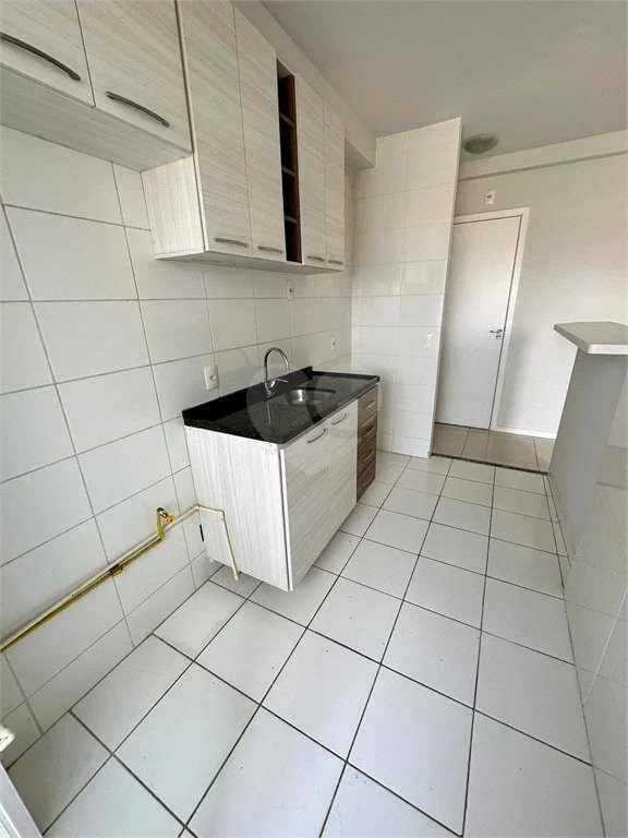 Apartamento à venda com 2 quartos, 57m² - Foto 15