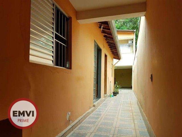 Casa à venda com 2 quartos, 125m² - Foto 1