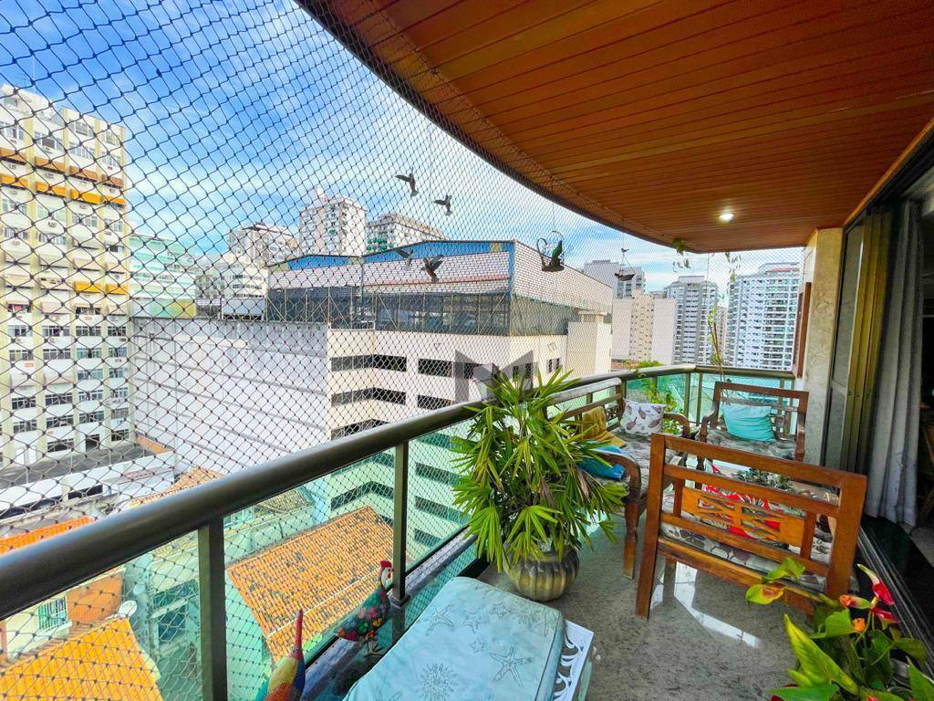 Apartamento à venda com 4 quartos, 200m² - Foto 3