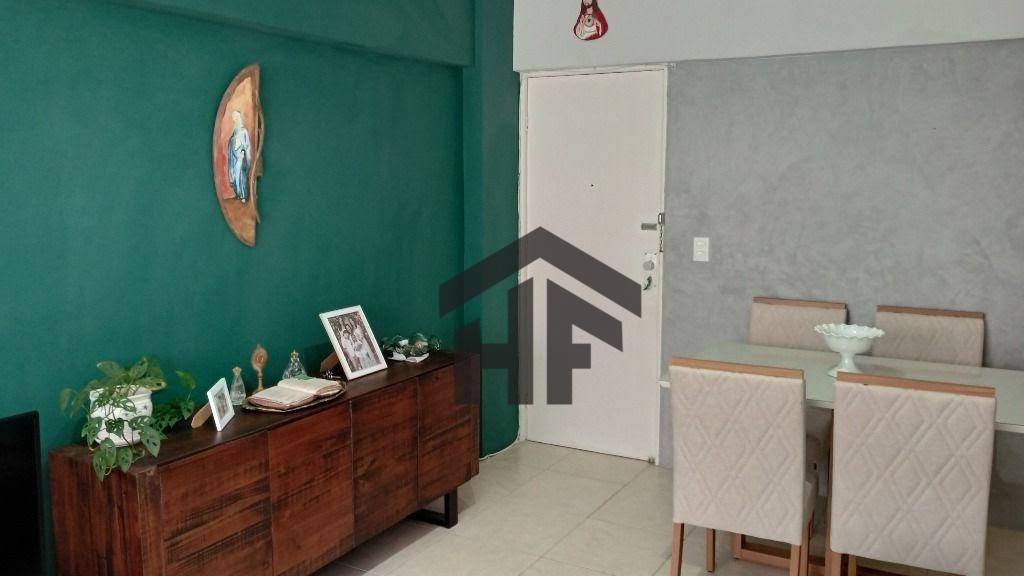 Apartamento à venda com 3 quartos, 70m² - Foto 3