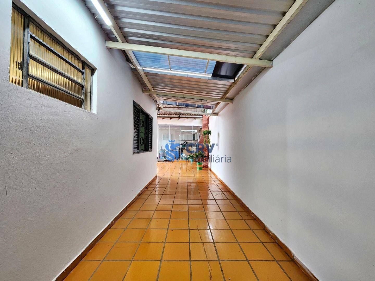 Casa para alugar com 3 quartos, 191m² - Foto 24