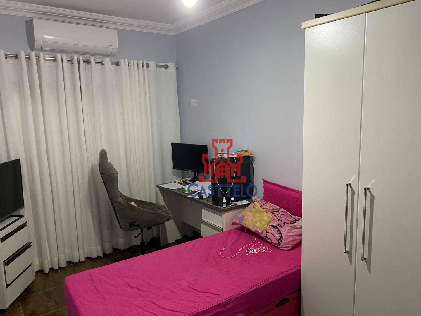 Casa à venda com 4 quartos, 100m² - Foto 11