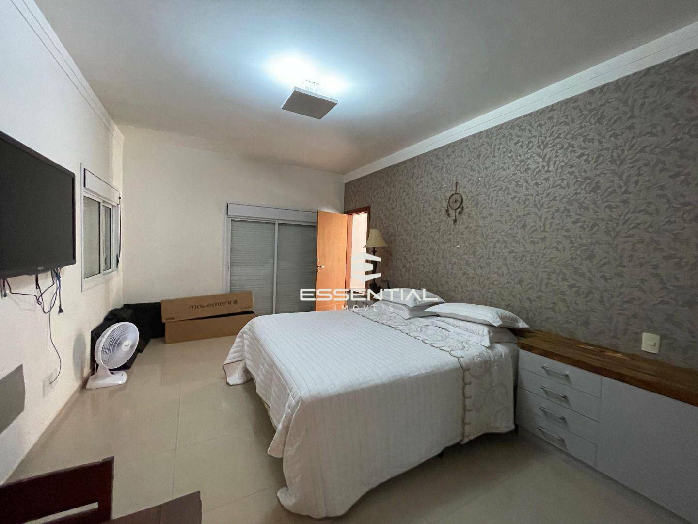 Sobrado à venda e aluguel com 4 quartos, 350m² - Foto 11